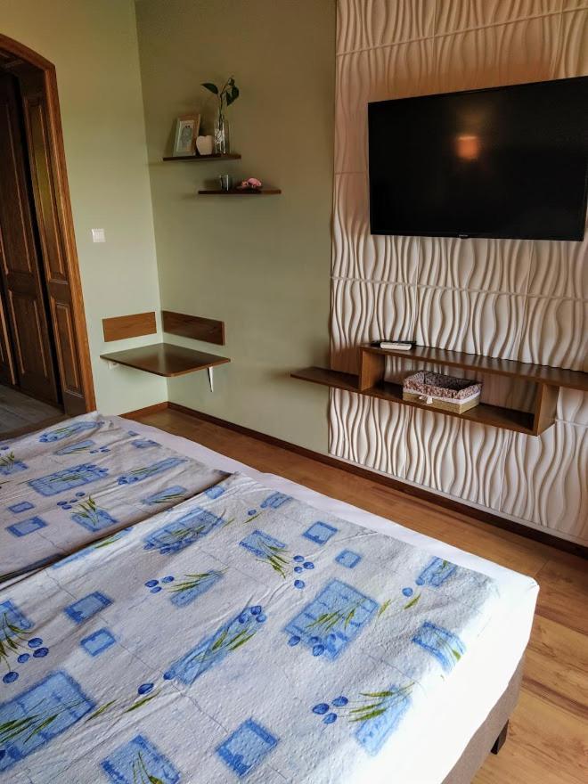 Hotel Bodo Haz à Gyenesdiás Extérieur photo