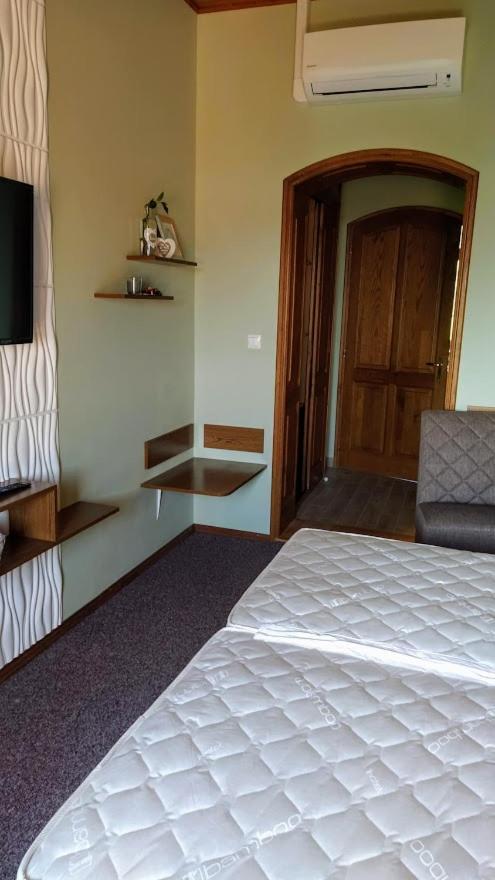 Hotel Bodo Haz à Gyenesdiás Extérieur photo